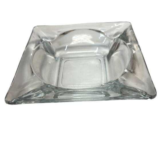 Lot Of 2 Vintage Glass Ashtrays Round & Square Clear Thick Glass Anchor Hocking - Picture 6 of 8